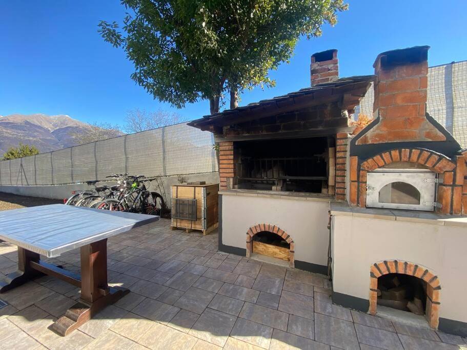 Il Giardino Dei Ciliegi Apartamento Colico Exterior foto